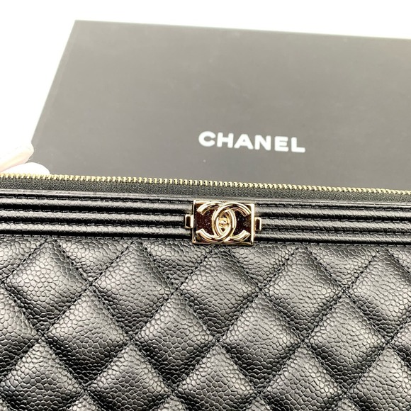 NIB Chanel Boy O Case Large Clutch Quilted Black with Gold Hardware - Picture 4 of 14